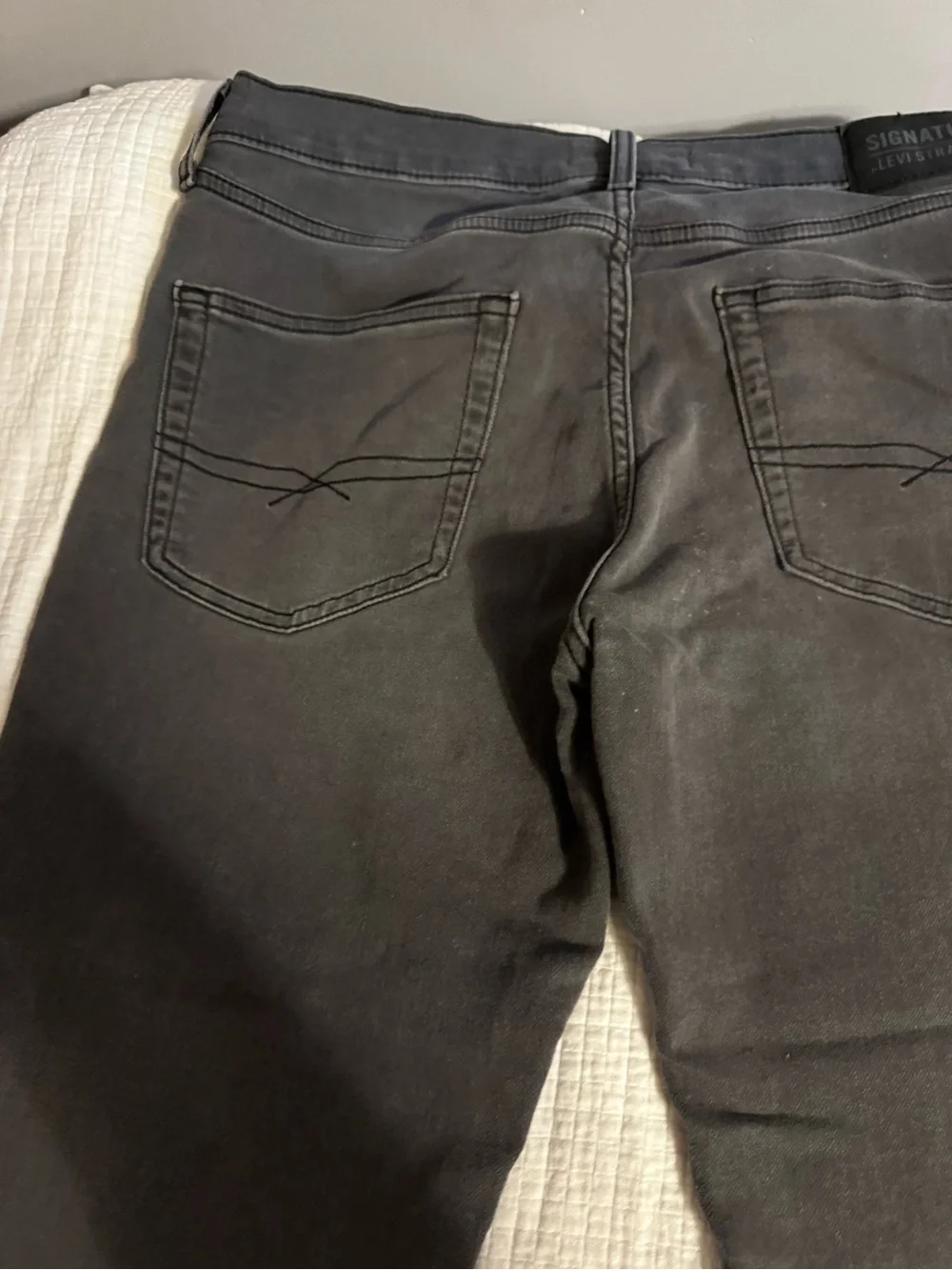 Levi's Men's Signature Levi Strauss Slim Fit Light Black Tab Black Jeans 36x30